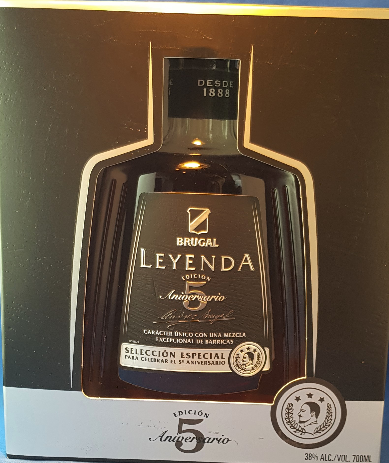 BRUGAL LEYENDA EDICION 5 ANIVERIO, 700 38% VOL - Variedades 